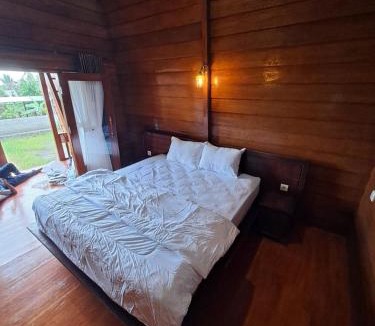 Kecamatan Pringgasela Bed & Breakfast | Rinjani Koceng Bungalow