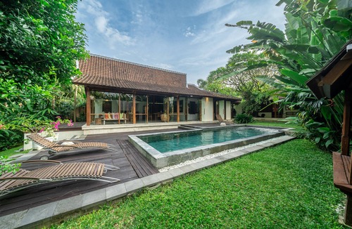 Tumbak Bayuh Villa | Riverside 4BR Villa w/Jungle View @Canggu by RPM