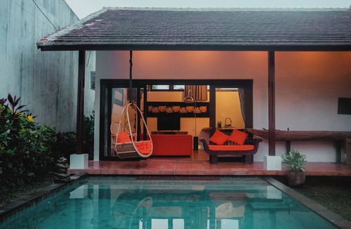 Taman Griya Villa | Romantic Secret Eden Villa is the Best way to Spend Your Night