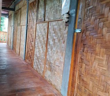 Wainapal Hotel | Rumah Nalu surf camp