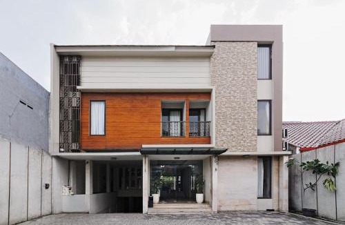 Lebak Bulus House | Sans Vibes Jasmine Suite TB Simatupang
