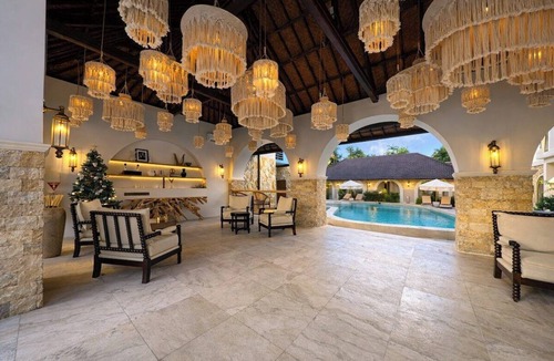 Sanur Apartment | Sanur's Best 1BR Next to the Ocean w Pool&Garden