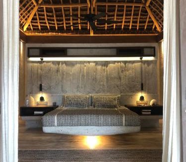 Rote Island Cabin | Sardine Beach Rote