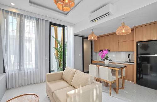 Dewi Sri Villa | Seminyak LUX Bamboo Villa 1