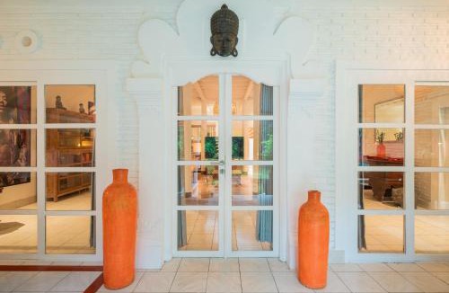 Legian Villa | Seminyak Villa Kubuku