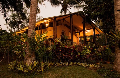 Melaya House | September VRBO Special $45! - Unforgettable Beachfront Glamping in West Bali!