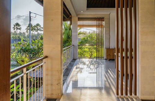 Kedewatan Villa | Serene private villa surrounded by rice fields only minutes to Ubud Market