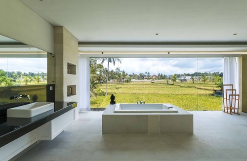 Pejeng Kawan Villa | Serene Vibes in a Tropical Villa