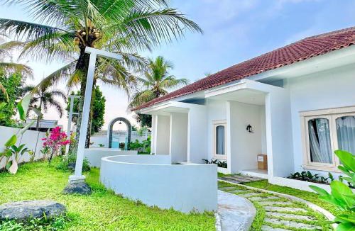 Mungkid Hotel | Sevilla Resort Magelang
