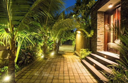 Taman Griya Villa | Spacious 6 bedroom villa with private pool near uluwatu and Jimbaran Beach.