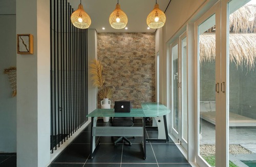 Tumbak Bayuh Villa | Spacious and Stylish private villa with pool