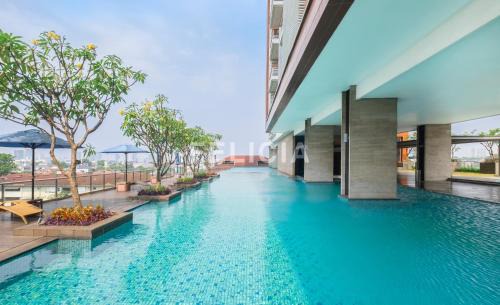 Bangka Apartment | Stay with Felicia, retired. 60sqm 1BR apt