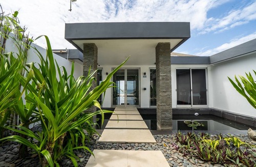 Uluwatu Villa | Suluban Cliff Bali Villa