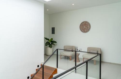 Bandung Villa | Sunrise City View Villa 9 Bedrooms With a Private Swimming Pool and a Billiard Table
