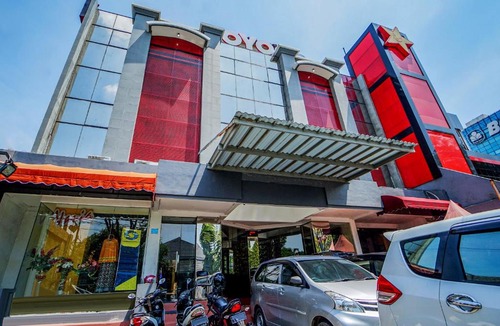 Surabaya Hotel | Super OYO 231 Hotel Andita Syariah