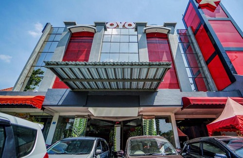Surabaya Hotel | Super OYO 231 Hotel Andita Syariah