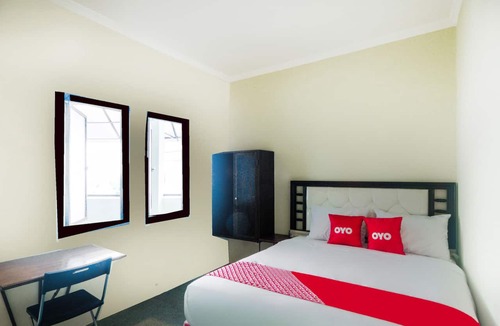 Pondok Aren Hotel | Super OYO 3354 Homia Residence