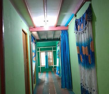 Sumbawa Barat Hostel | Surf House Hostel