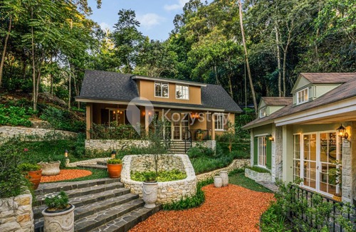 Bandung Villa | Taman Wisata Bougenville by Kozystay