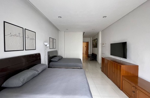 Chinatown Hostel | The Packer Lodge - Hostel