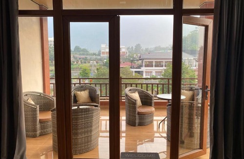 Tuk Tuk Resort | Toba Village Inn