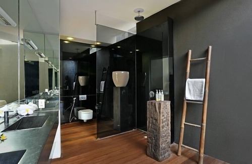 Babakan Villa | Toraja, Luxury 3 Bedroom Villa, Feature Garden, Canggu