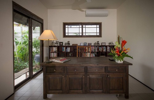 Petitenget Villa | Tropical Ambience 3BR Villa In Seminyak! 8Min Walk To Eat Street! W/Swim Pool!