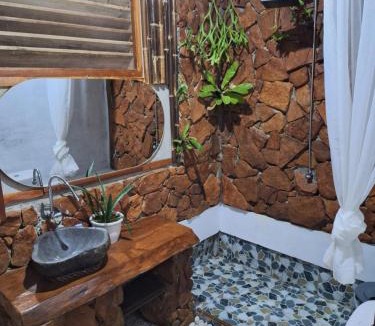 Bohorok House | Tropical Jungle lodge & Jungle trekking