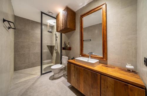 Kuta Villa | Tuluscoliving Villa Legian 4 Bedrooms and 4 Bathroom