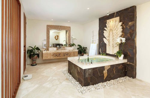 Sukawati Apartment | Two Bed Jacuzzi and Pool villa Sukawati