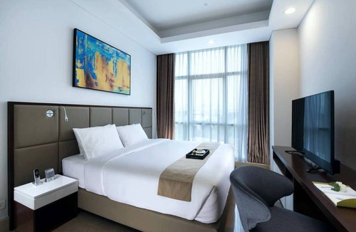 Jakarta Apartment | Two-bedroom Executive Serviced Apartment Oakwood Suites La Maison