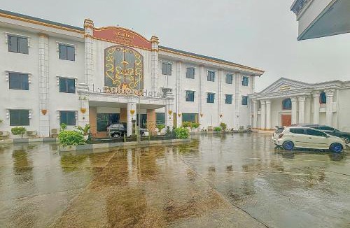 Cicurug Hotel | Urbanview Hotel D Calton Sukabumi