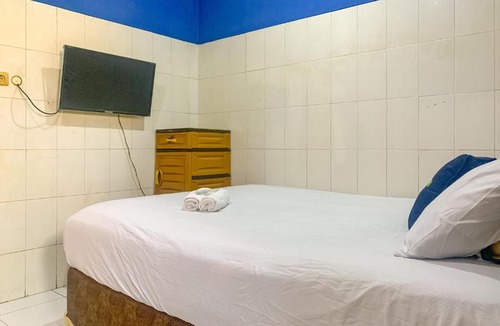 Pamanukan Hotel | Urbanview Hotel Favorit Pamanukan Subang