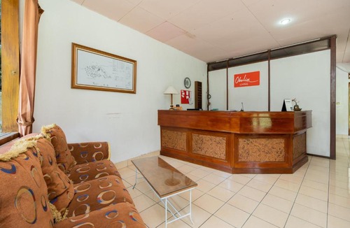 Cisarua Hotel | Urbanview Hotel Griya Astoeti 2 Cisarua Puncak