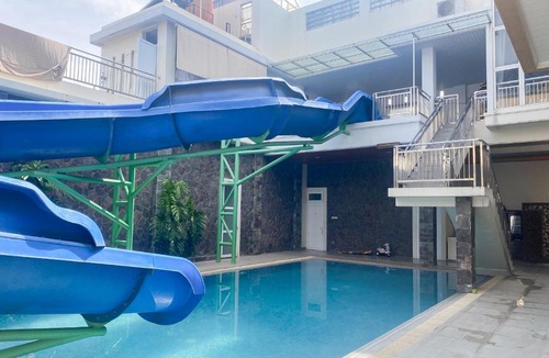 Rajabasa Hotel | Urbanview Hotel Hakobox Syariah Lampung by RedDoorz