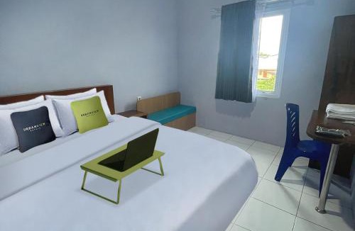 Rendeh Hotel | Urbanview Hotel Mutiara Persada Syariah Majalengka by RedDoorz