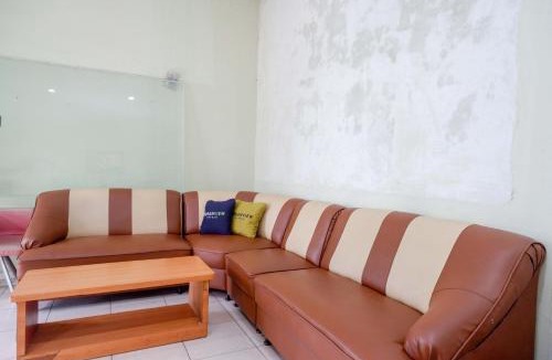 Parepare Hotel | Urbanview Hotel Platinum Parepare