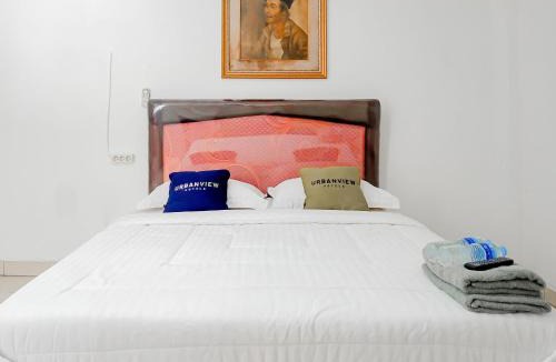 Cianjur Hotel | Urbanview Hotel Rio Life House Cianjur by RedDoorz
