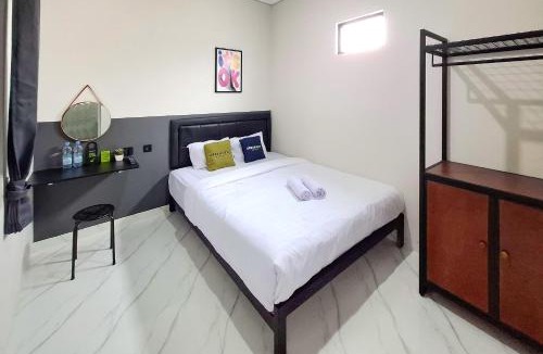 Pati Hotel | Urbanview Hotel Syariah Terra House Pati by RedDoorz