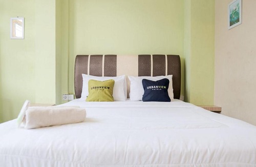 Jambi House | Urbanview Hotel Ta Ke Jelutung Puncak Jambi