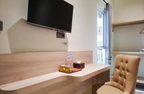 Blora Hotel | Urbanview Hotel Tentrem 2 near Alun Alun Blora