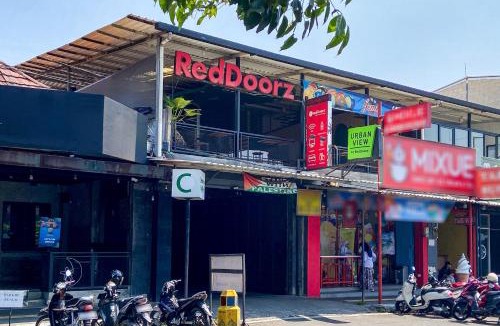 Garut House | Urbanview Hotel Ultima Veteran Garut