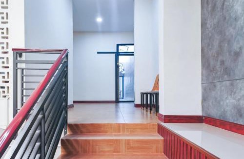 Tegal Hotel | Urbanview SANT Hotel Syariah near Stasiun Tegal