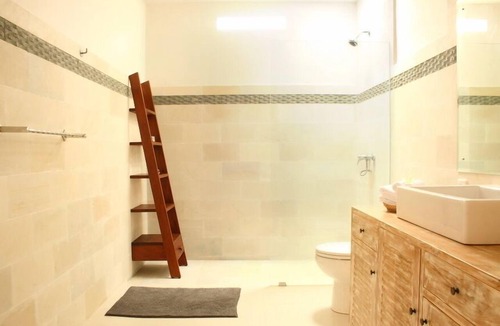 Batubelig Villa | Very Modern, Beachside 2BR Villa, Batu Belig - 4Min Walk To The Beach! W/Pool!