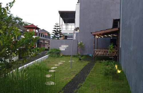 Sidomulyo Villa | Vila Keluarga 3 Kamar dengan Kolam Air Panas Dekat Jatim Park 4 Baloga