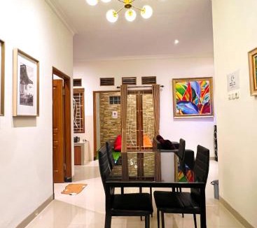 Ngaglik Villa | Vila Kusuma Estate Batu