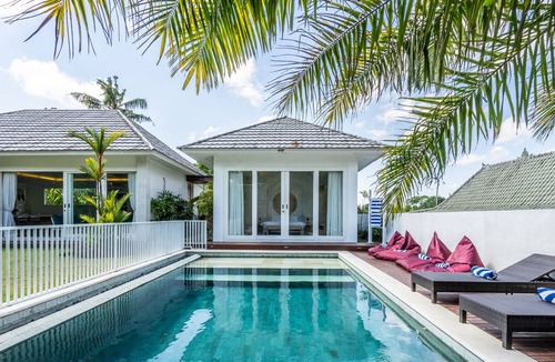 Tumbak Bayuh Villa | Villa 3 Bedroom with private swimming pool fenced & attached bathroom Tanah lot