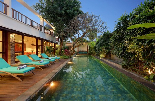 North Legian Villa | Villa Amira · 5BR · 17m Pool · Walk to Beach