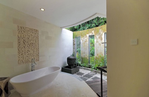Sambahan House | Villa Amrita