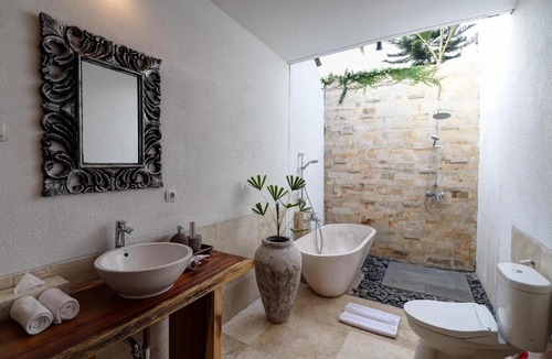 Kedewatan Villa | Villa Aprikot Ubud